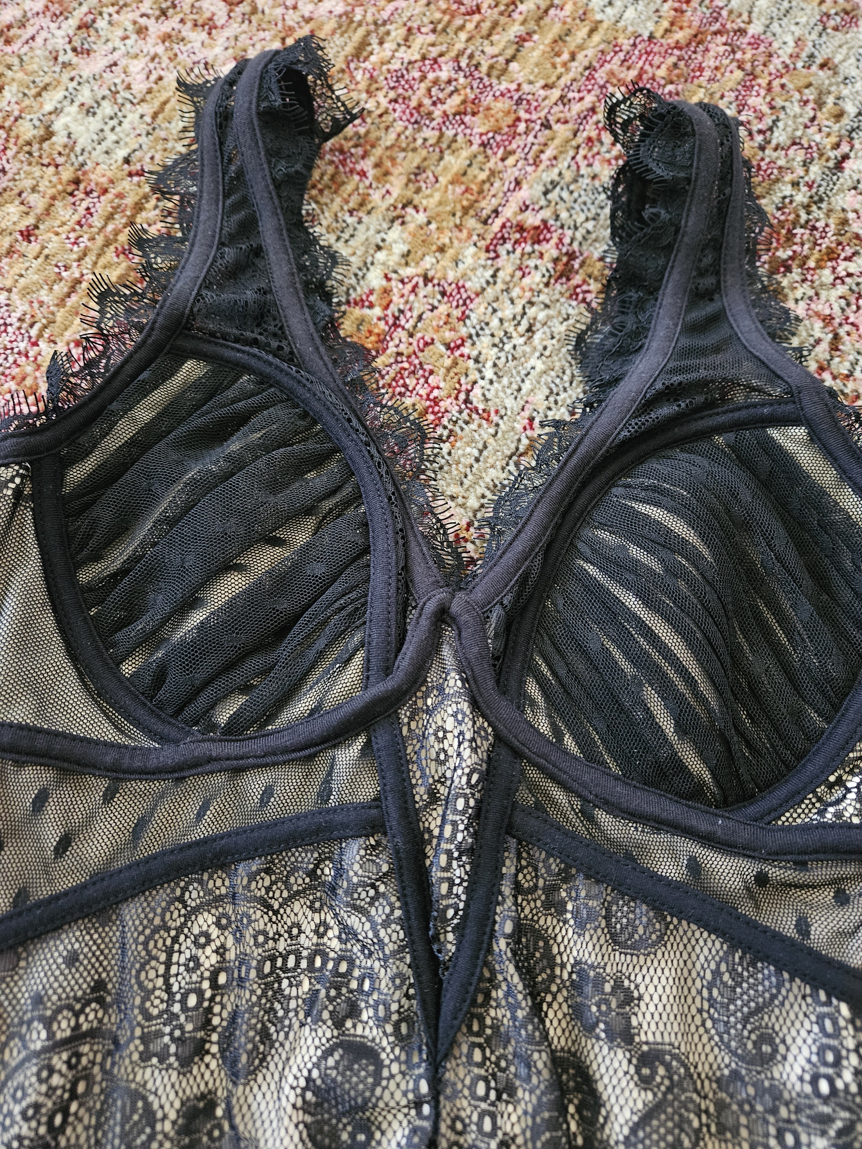 Nwt Bebe Black Lace V-Neck Dress — image 4 of 7